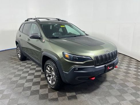 Used 2020 Jeep Cherokee Trailhawk w/ Comfort/Convenience Group AWD/4WD image 1