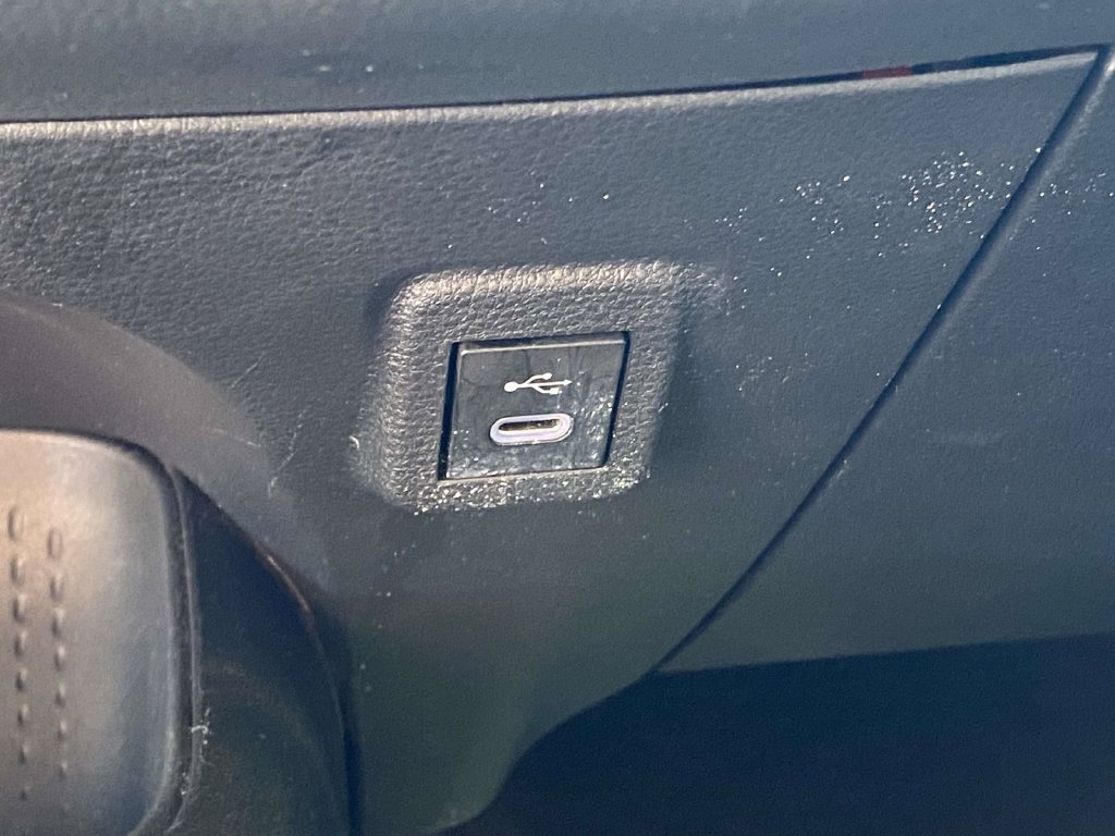 Used 2024 Toyota Corolla LE FWD image 27