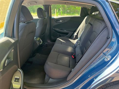 Used 2024 Chevrolet Malibu LT image 36