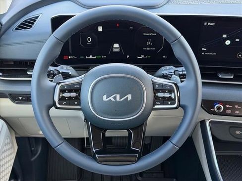 New 2026 Kia Carnival SX FWD image 22