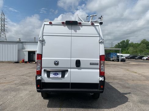 Used 2024 RAM ProMaster 2500 image 4
