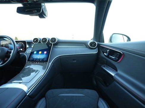 Certified 2025 Mercedes-Benz GLC 43 AMG 4MATIC image 28