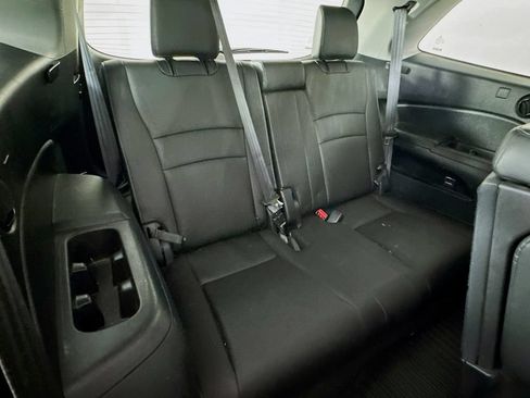 Certified 2022 Honda Pilot Special Edition image 37