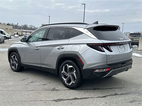 Used 2024 Hyundai Tucson Limited image 11