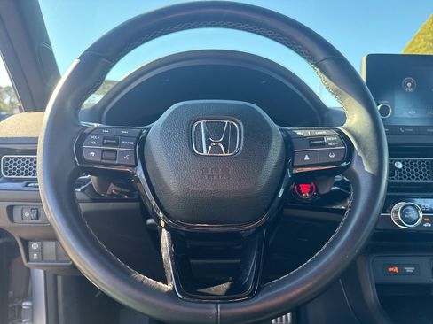 Used 2023 Honda Civic Sport image 7