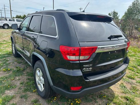 Used 2011 Jeep Grand Cherokee Laredo image 7