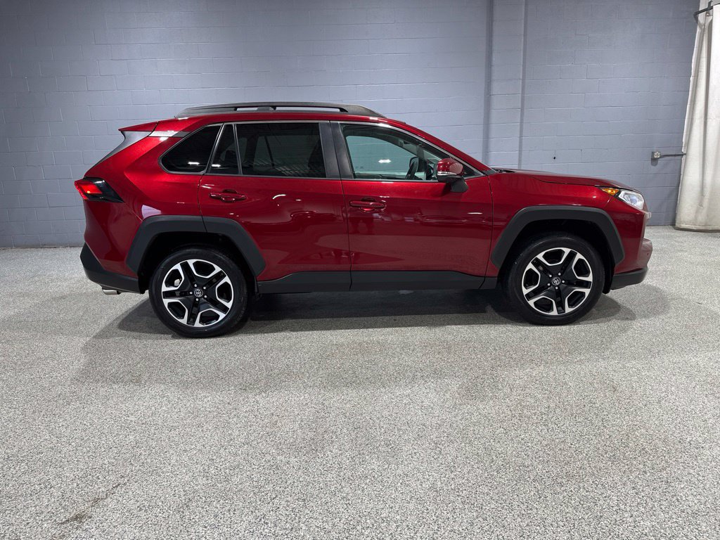 Used 2019 Toyota RAV4 Adventure AWD/4WD image 2