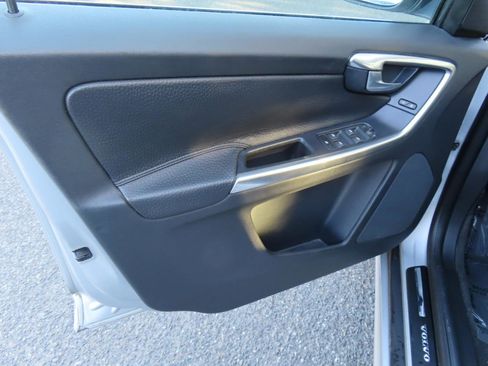 Used 2014 Volvo XC60 3.2 image 6