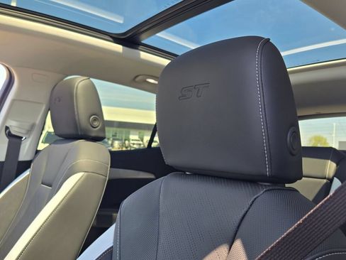 New 2026 Buick Envision Sport Touring AWD/4WD image 6