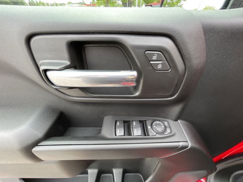 New 2025 Chevrolet Silverado 1500 Custom image 60