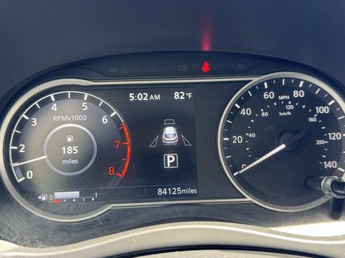 Used 2019 Nissan Kicks SR FWD image 26