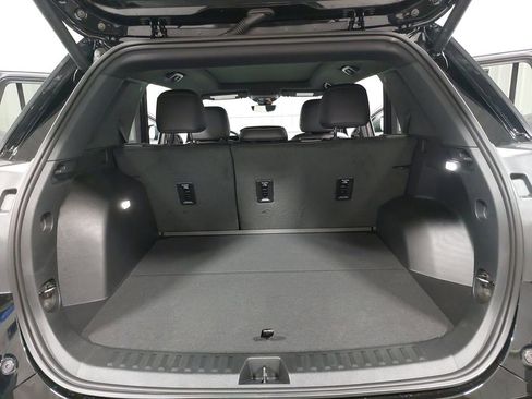 New 2026 GMC Terrain AT4 w/ Technology Package II image 12