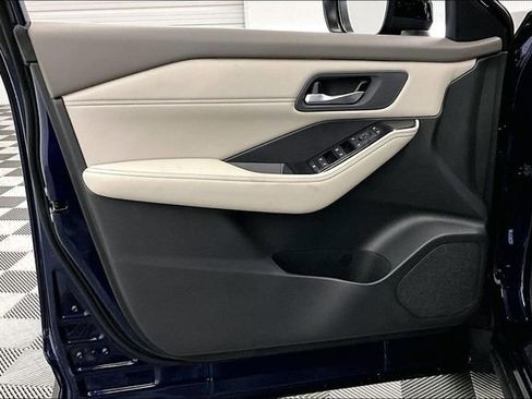 New 2026 Nissan Rogue SV FWD image 33