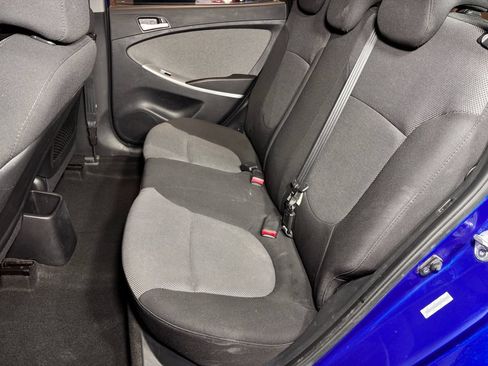 Used 2012 Hyundai Accent GS FWD image 17