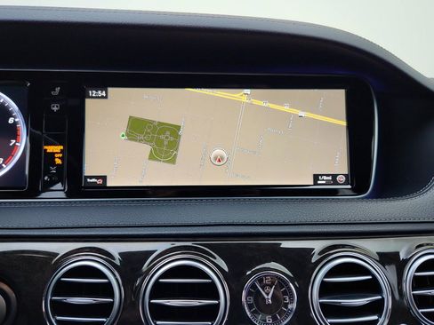 Used 2015 Mercedes-Benz S 550 4MATIC Sedan image 20
