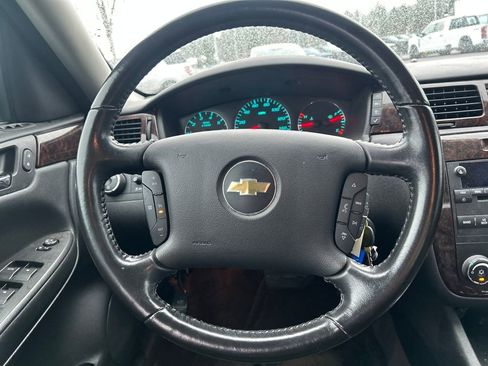 Used 2014 Chevrolet Impala LT image 19