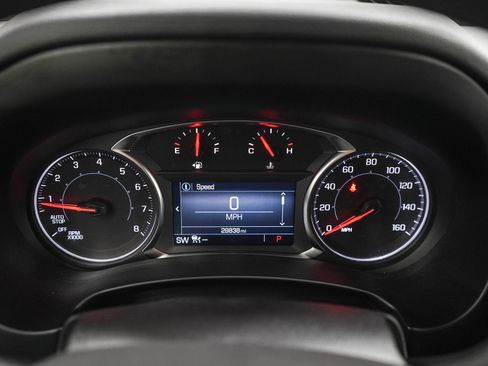 Used 2024 GMC Terrain SLE FWD image 23