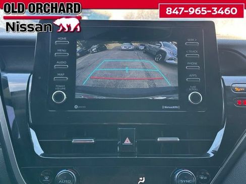 Used 2023 Toyota Camry SE FWD image 11