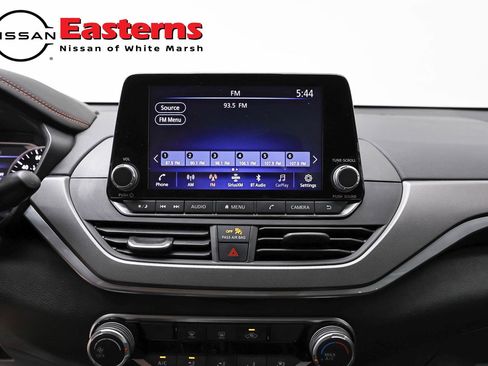 Used 2025 Nissan Altima 2.5 SR FWD image 12