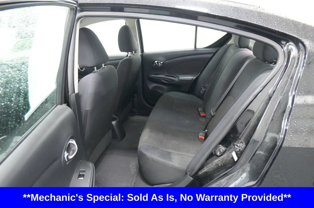 Used 2013 Nissan Versa SV w/ Convenience Pkg FWD image 17