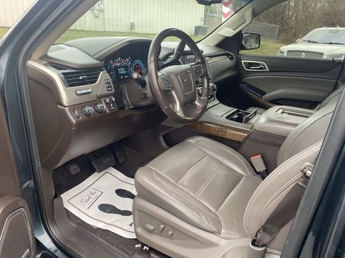 Used 2019 GMC Yukon Denali w/ Open Road Package image 8