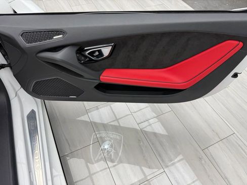 Used 2020 Lamborghini Huracan EVO AWD/4WD image 83