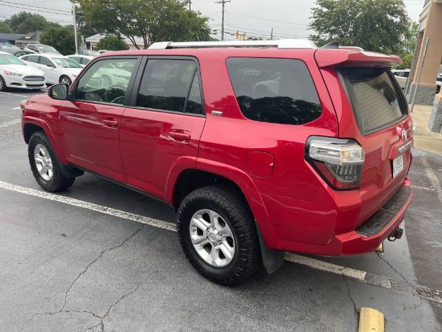 Used 2016 Toyota 4Runner SR5 AWD/4WD image 2