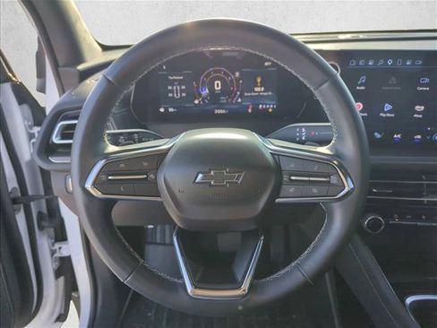 Used 2024 Chevrolet Traverse LT w/ Midnight/Sport Edition FWD image 18