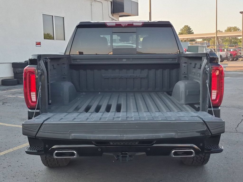 Used 2024 GMC Sierra 1500 Denali AWD/4WD image 32