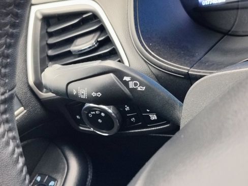 Used 2024 Ford Edge SEL w/ Convenience Package image 42