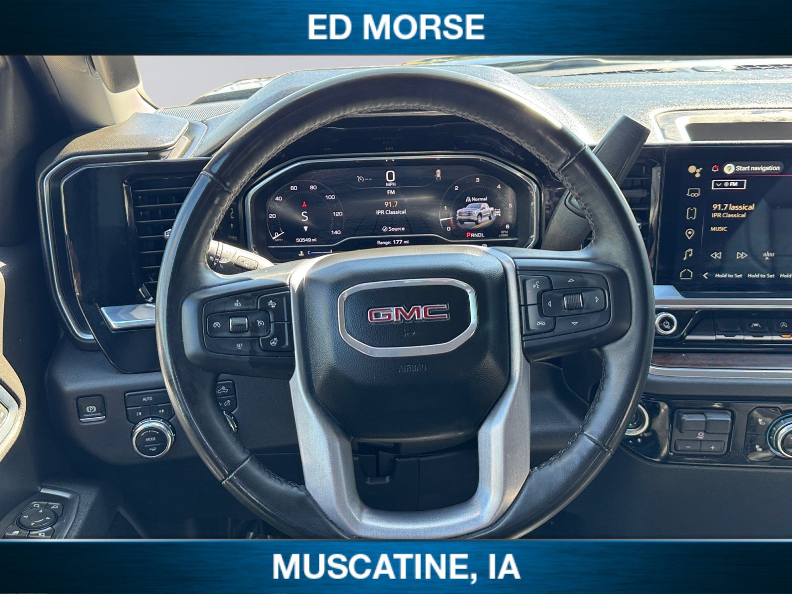 Used 2025 GMC Sierra 1500 SLT AWD/4WD image 12