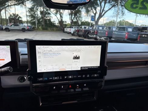 Used 2025 GMC Hummer EV 3X AWD/4WD image 78