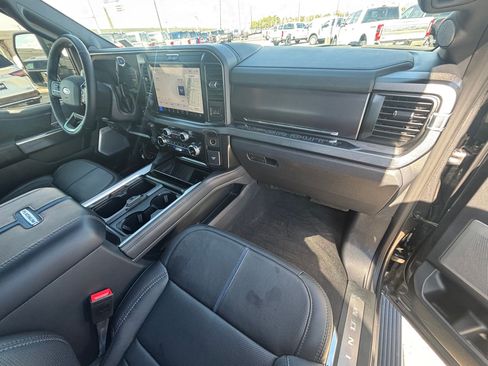 Used 2026 Ford F350 Platinum AWD/4WD image 34