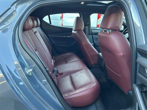 Used 2024 MAZDA MAZDA3 s image 12