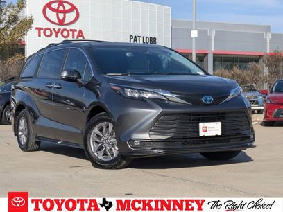Certified 2025 Toyota Sienna XLE