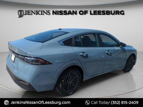 New 2026 Nissan Sentra SV w/ Floor Mat Package FWD image 6