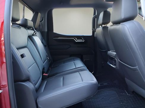 Used 2022 GMC Sierra 1500 Elevation w/ Elevation Premium Package image 15