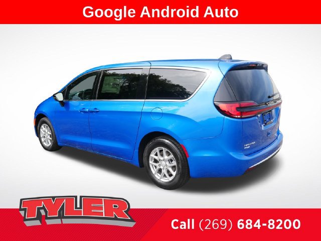 New 2027 Chrysler Pacifica Select FWD image 5