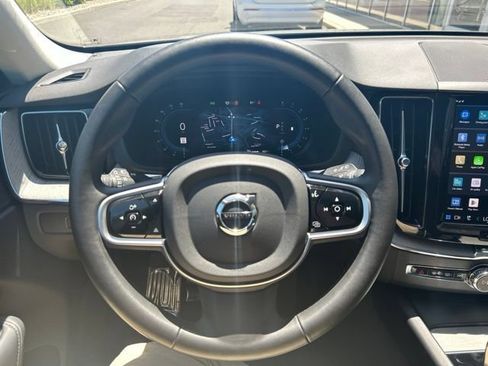 Used 2025 Volvo XC60 B5 Plus AWD/4WD image 21