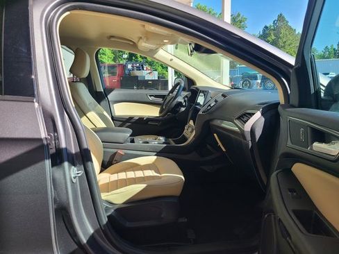 New 2024 Ford Edge SE image 7
