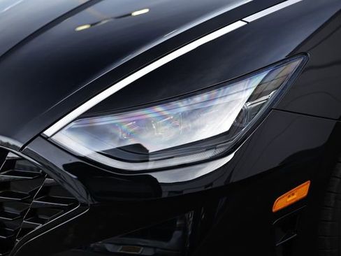 Used 2023 Hyundai Sonata SEL w/ Cargo Package image 9