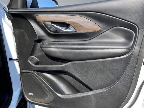 Used 2023 GMC Terrain Denali w/ Denali Premium Package image 23