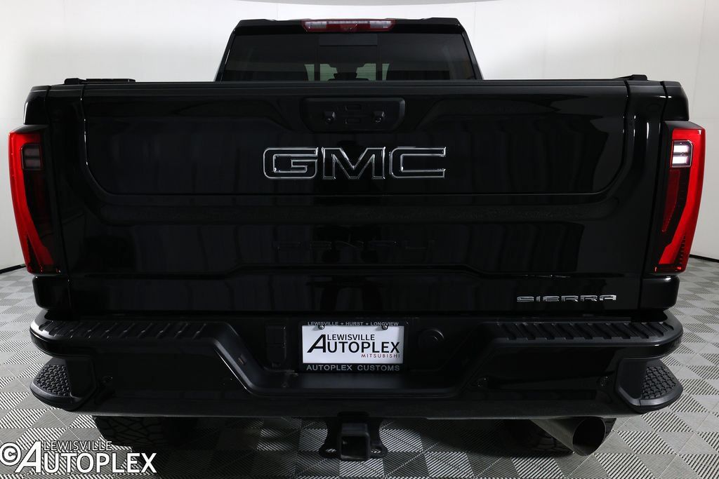 Used 2024 GMC Sierra 2500 Denali w/ Denali Reserve Package AWD/4WD image 6