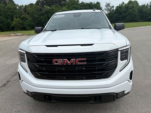 Used 2024 GMC Sierra 1500 Elevation AWD/4WD image 9