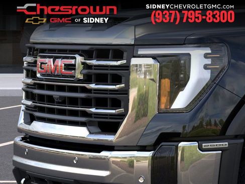 New 2026 GMC Sierra 2500 SLT w/ SLT Convenience Package image 13
