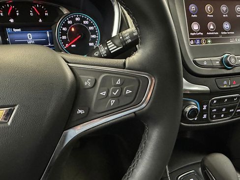 Certified 2024 Chevrolet Equinox LT w/ LPO, Floor Liner Package image 9