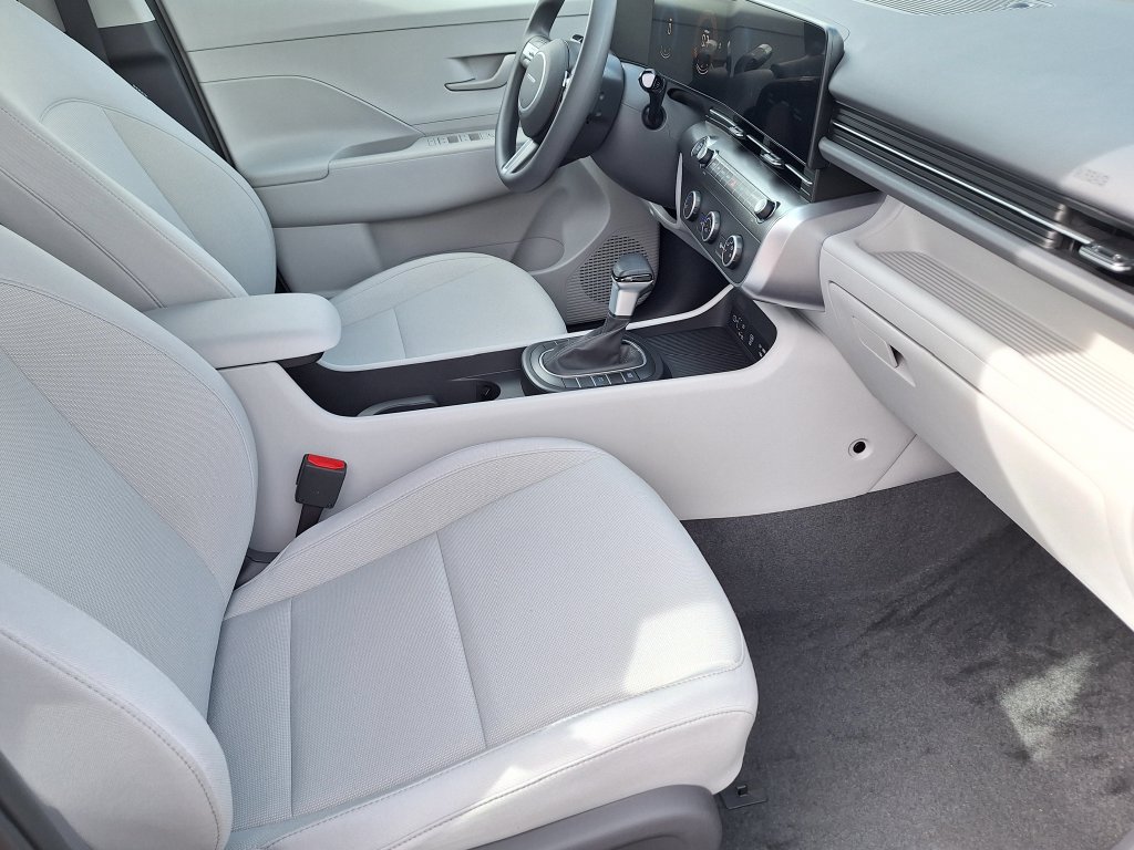 New 2026 Hyundai Kona SE AWD/4WD image 24