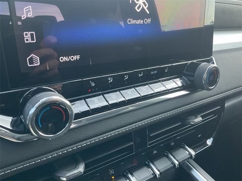 New 2026 Chevrolet Colorado LT w/ LT Convenience Package image 25