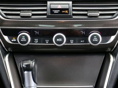 Used 2019 Honda Accord Sport image 27