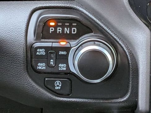 Used 2023 RAM 1500 Big Horn AWD/4WD image 17